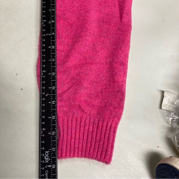 VINCE CAMUTO Women’s Pink Sweater V-Neck New Without Tags Size Small - Picture 5 of 11
